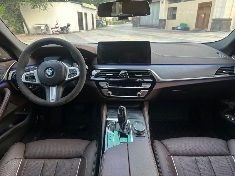 珠海21年宝马5系4