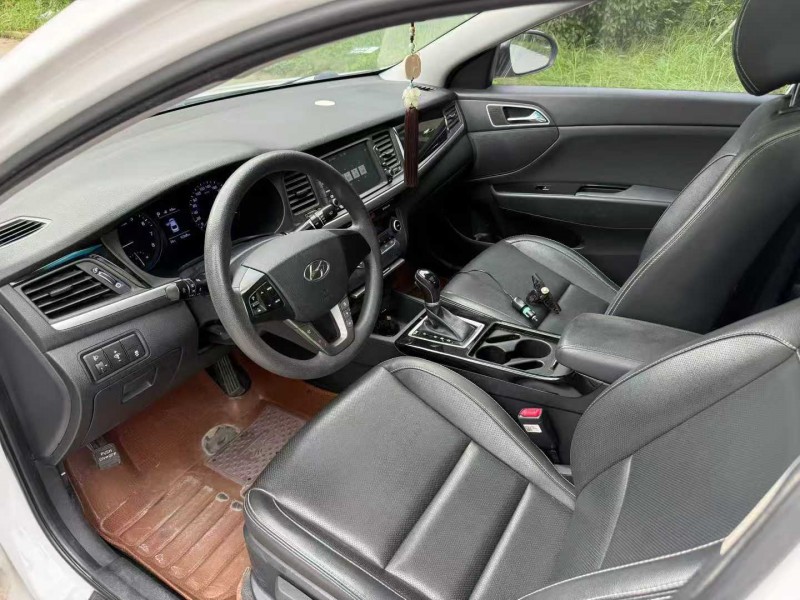 徐州18年现代名图7