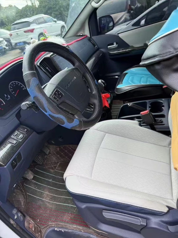 东莞23年东风菱智2