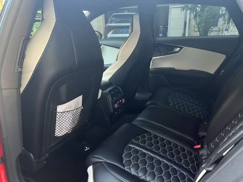 佛山17年奥迪S76