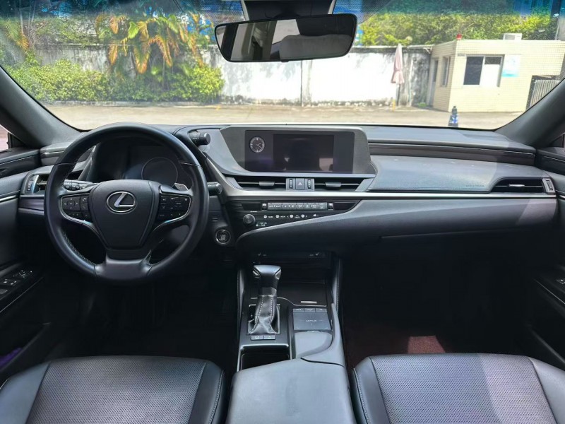 佛山20年雷克萨斯ES4