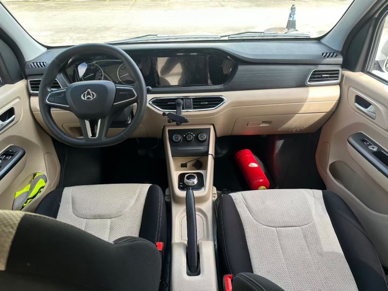 汕头24年长安汽车跨越星4