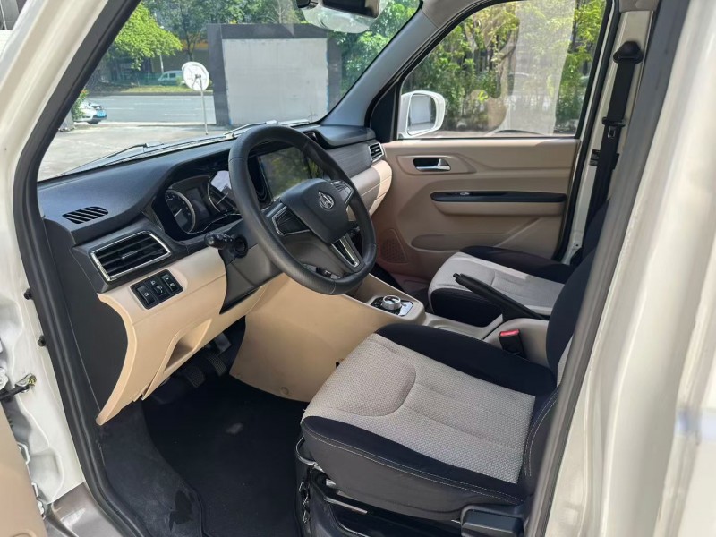 汕头24年长安汽车跨越星5