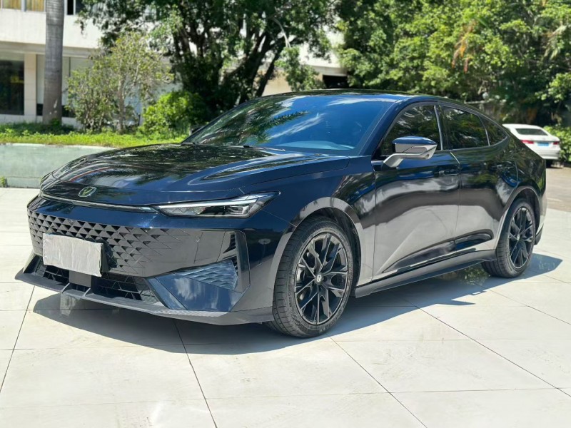 江门25年长安汽车UNI2