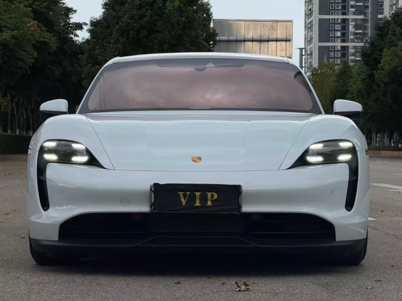 昆明22年保时捷Taycan1