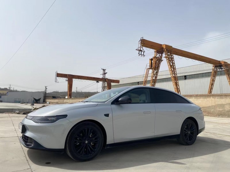 兰州23年零跑汽车C012