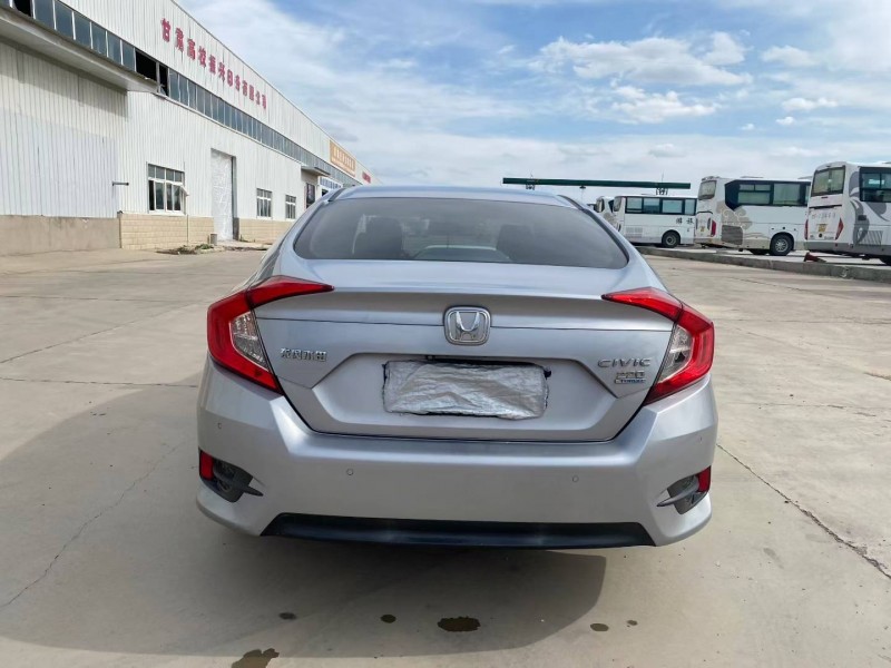 兰州18年本田思域8