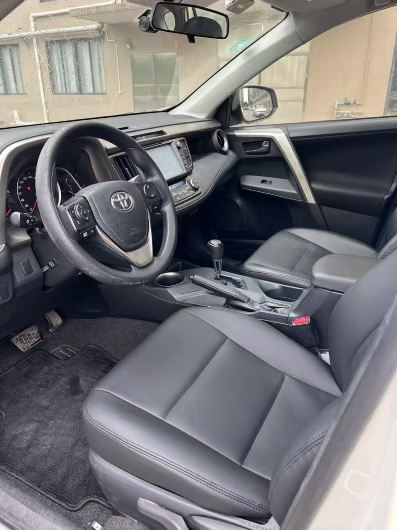 珠海15年丰田RAV4荣放5
