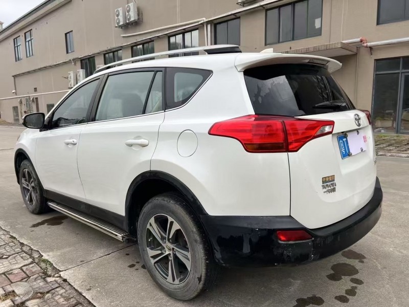 珠海15年丰田RAV4荣放7