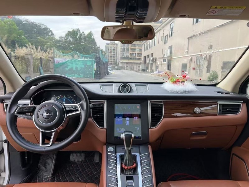 珠海19年众泰SR94