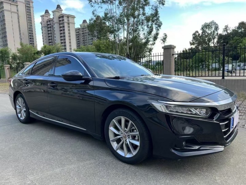 湛江21年本田雅阁3