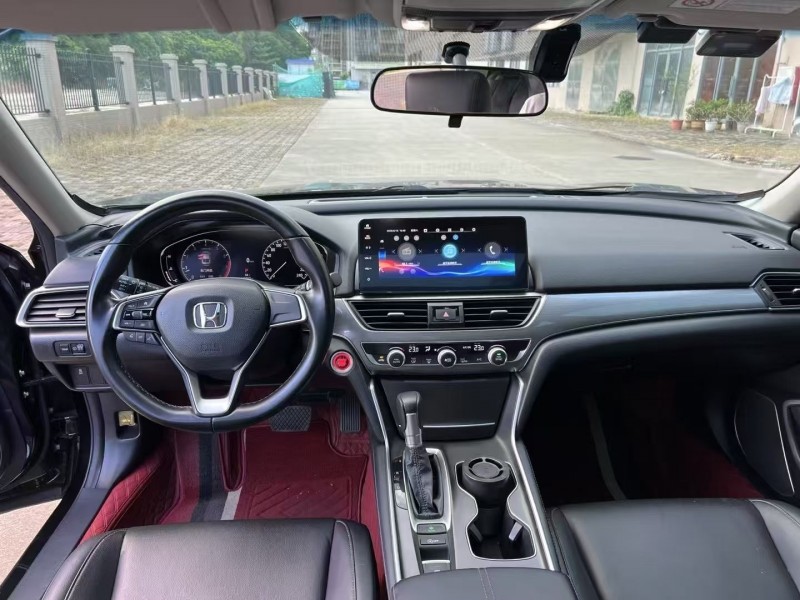 湛江21年本田雅阁4
