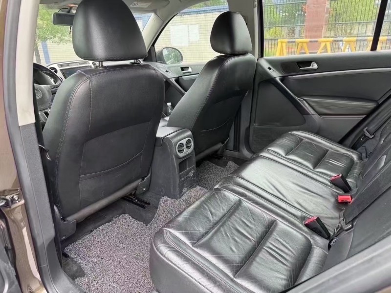 珠海16年大众途观6