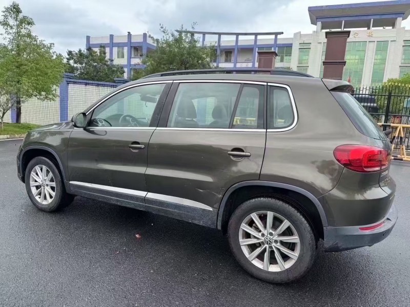 珠海16年大众途观7