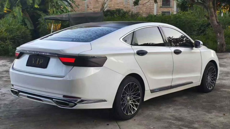 湛江19年吉利博瑞8