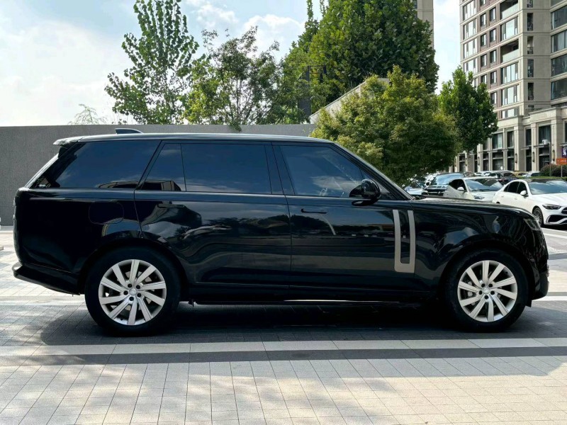 徐州24年路虎揽胜行政2