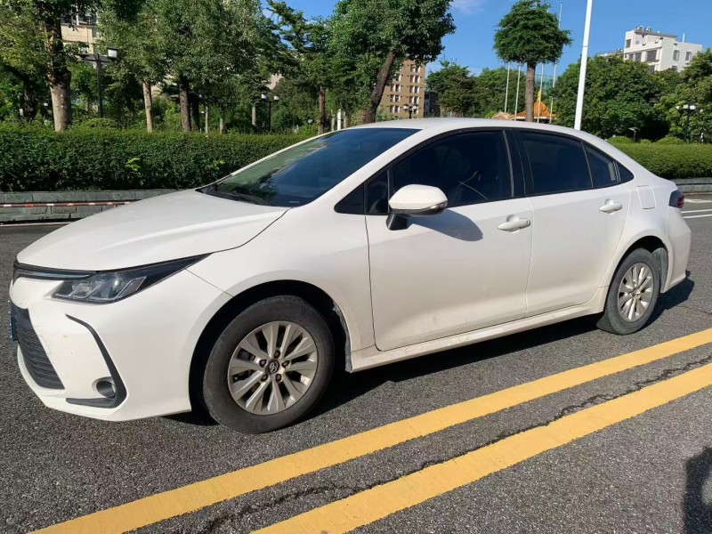 江门21年丰田卡罗拉3