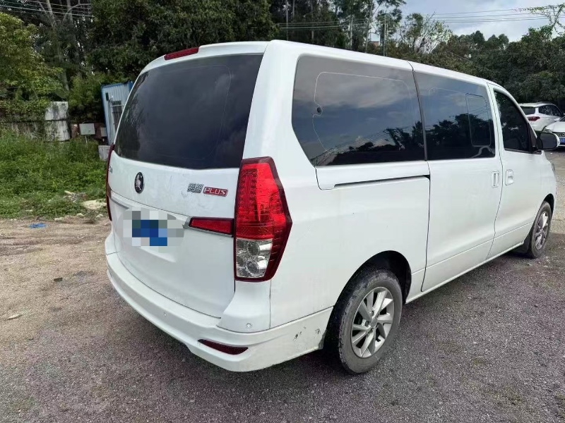 东莞23年东风菱智7