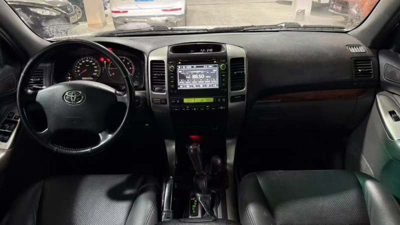 湛江07年丰田普拉多4