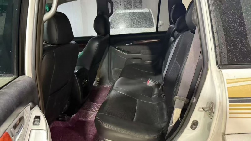 湛江07年丰田普拉多6