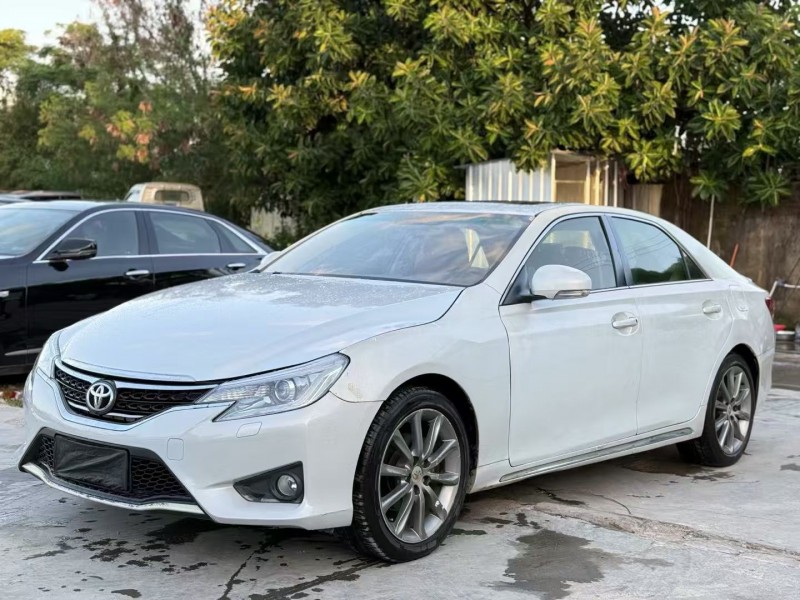 江门15年丰田锐志3