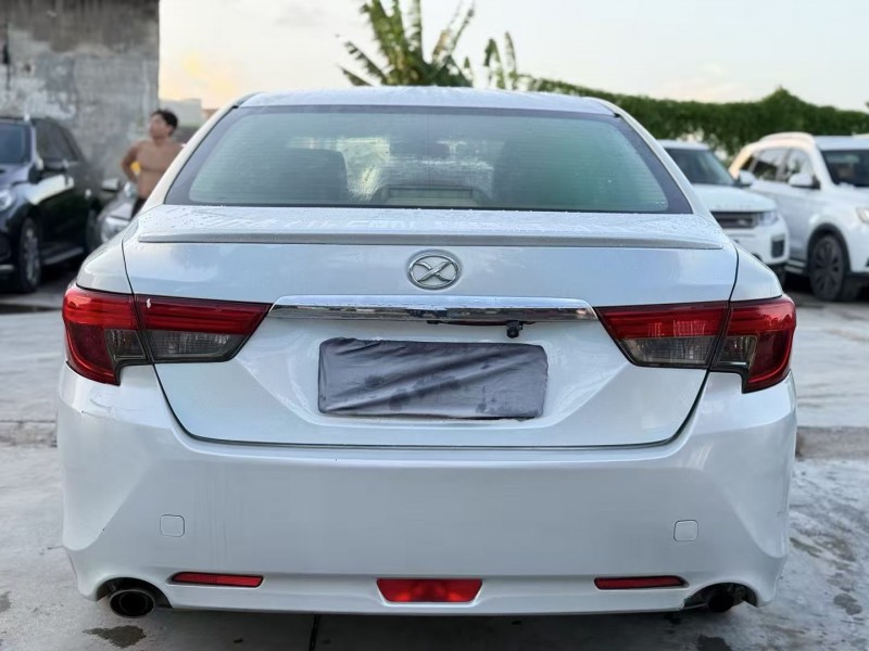 江门15年丰田锐志9