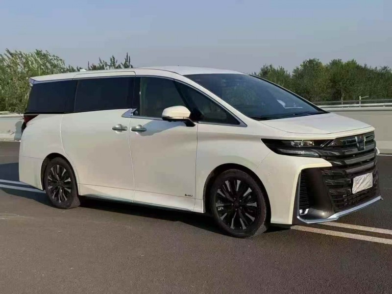 石家庄25年丰田威尔法3