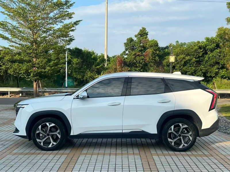 江门24年吉利博越3