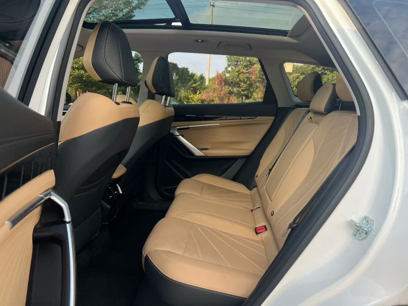 江门24年吉利博越7