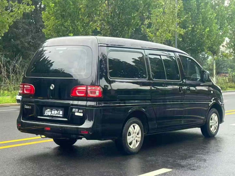 郑州21年东风菱智8