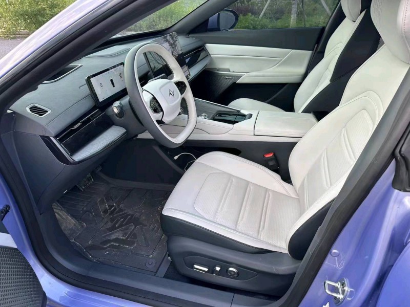 深圳25年东风奕派4