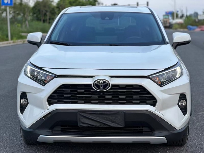 汕头21年丰田RAV4荣放1