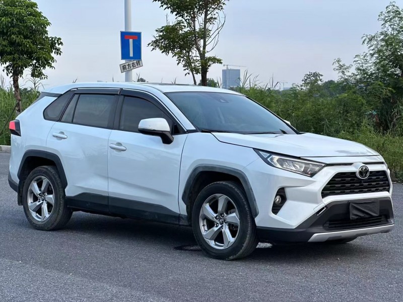 汕头21年丰田RAV4荣放2