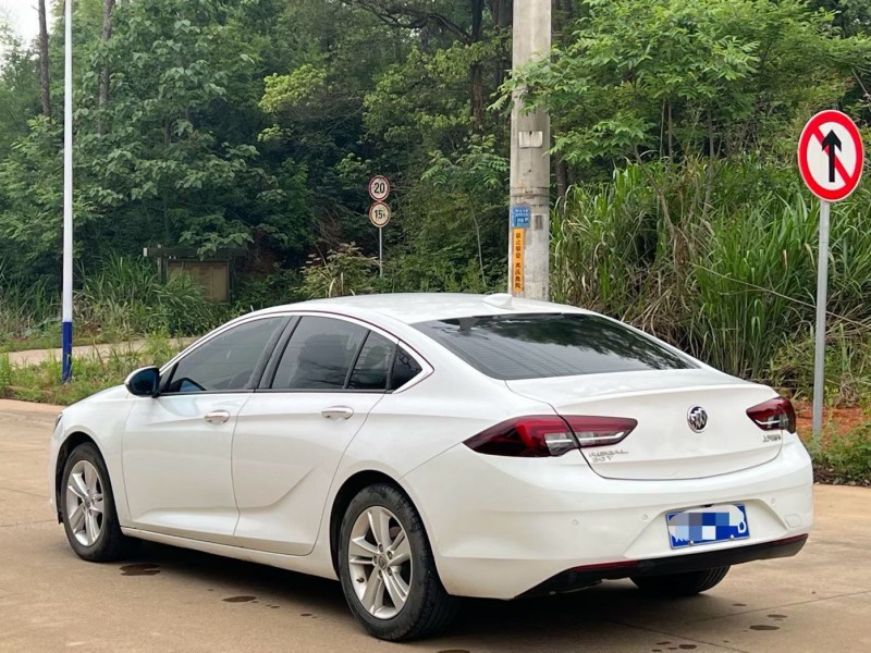 长沙20年别克君威7