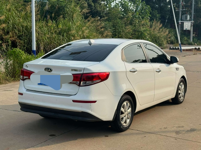 娄底17年福特福克斯4