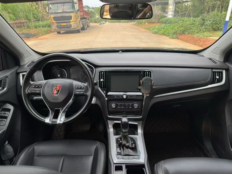 娄底18年荣威RX56