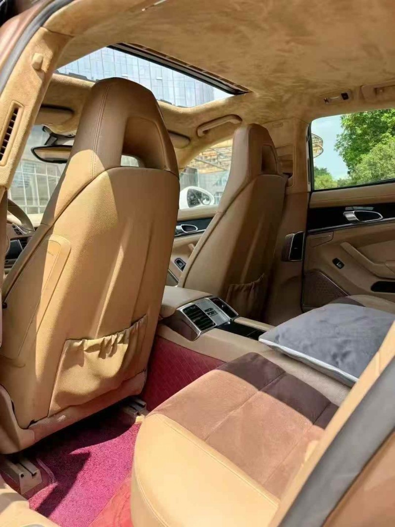 广州11年保时捷帕拉梅拉4