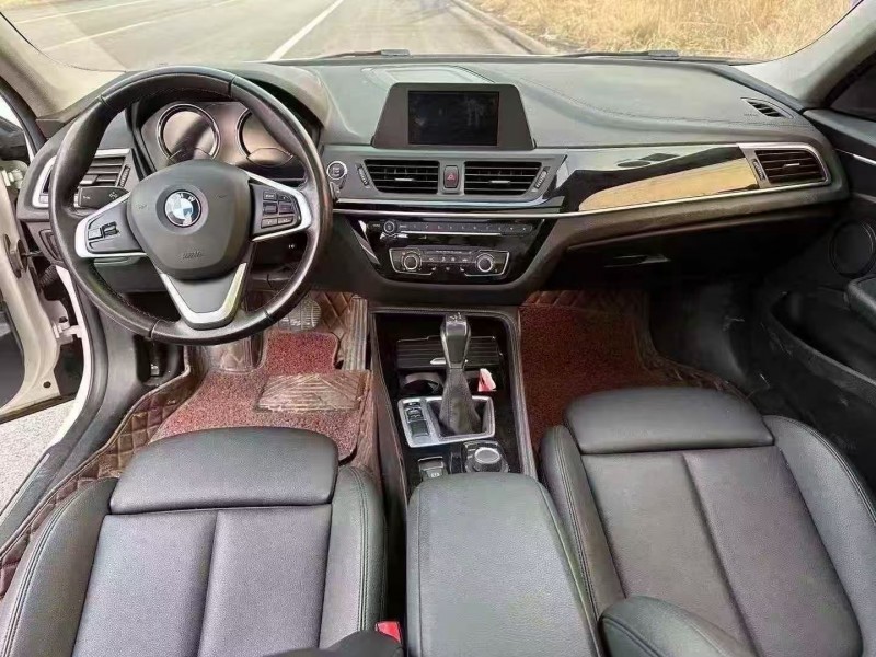 邯郸23年宝马1系7