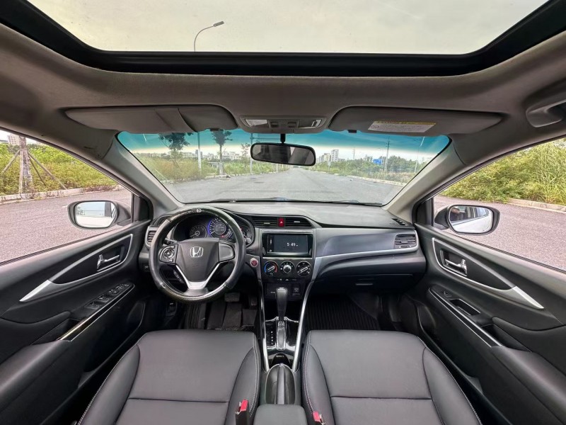 珠海17年本田凌派4