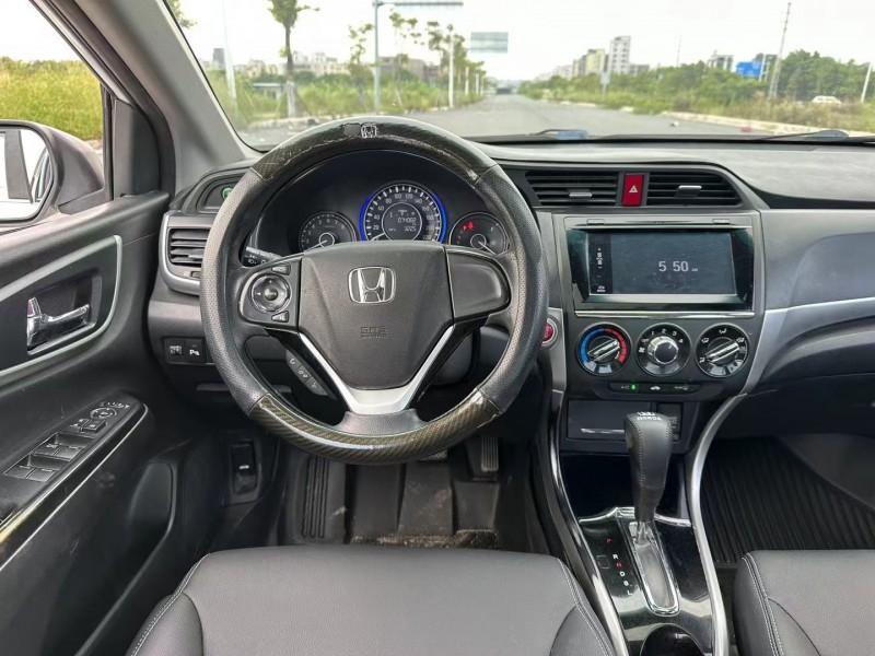 珠海17年本田凌派5