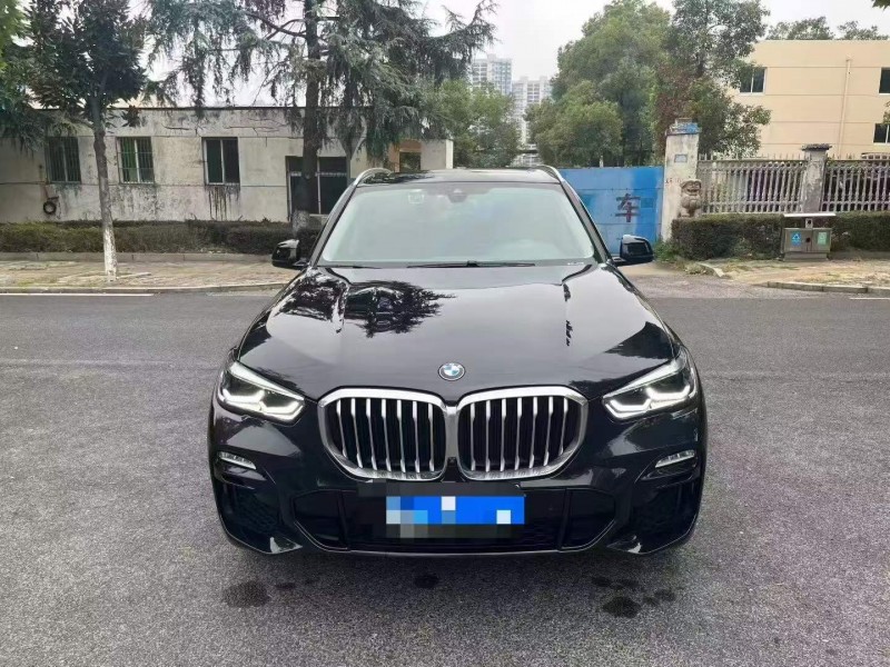 广州21年宝马X51