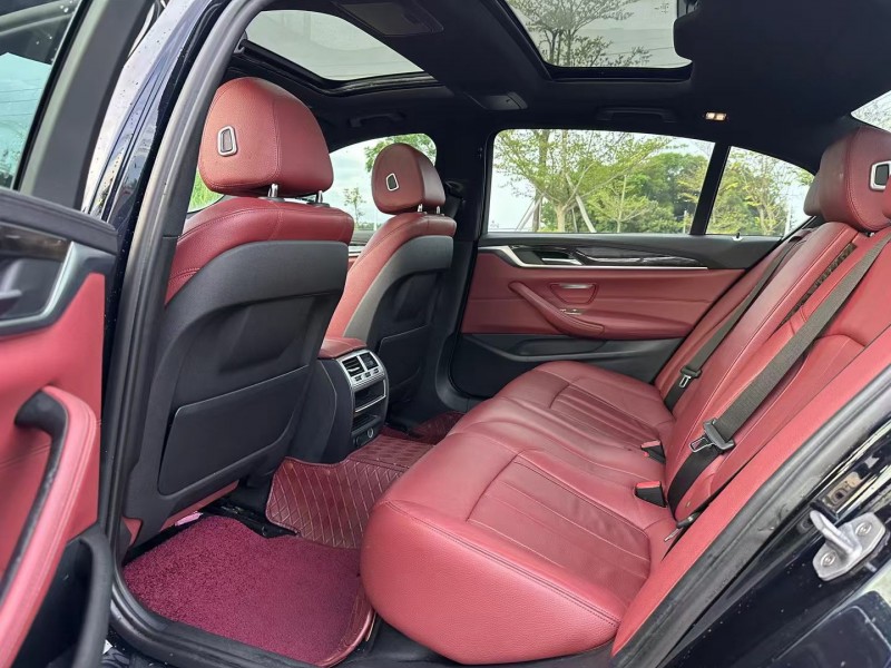 江门18年宝马5系5