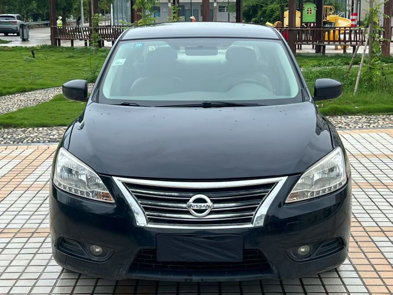 汕头16年日产轩逸1