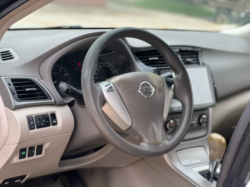 汕头16年日产轩逸5