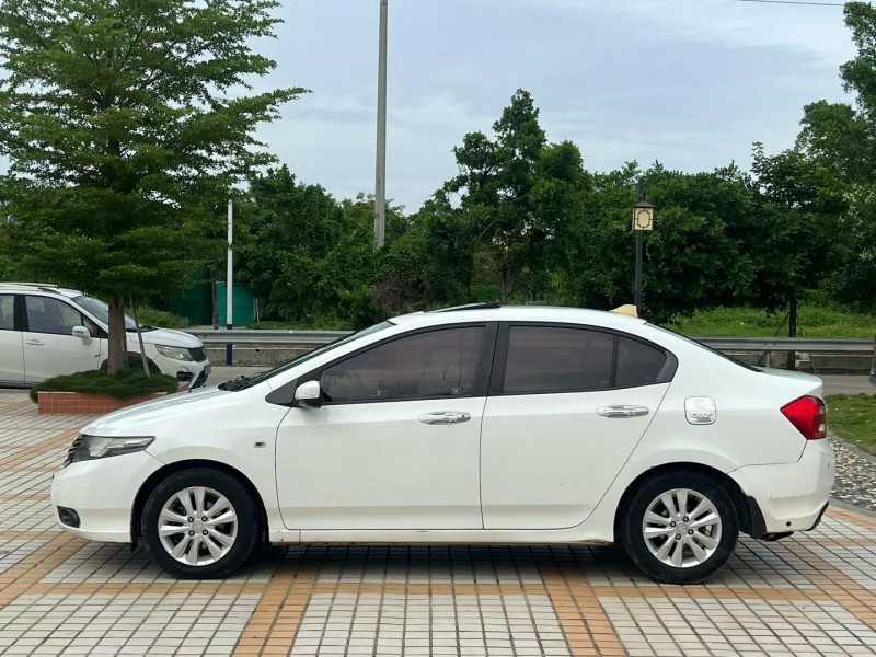 汕头14年本田锋范3