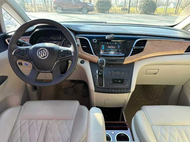 徐州19年别克GL86