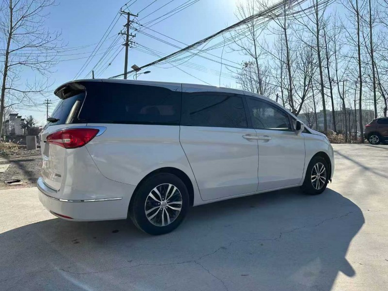 徐州19年别克GL87