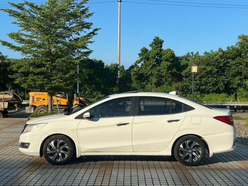 汕头17年本田凌派3