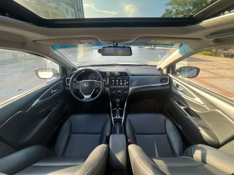 汕头17年本田凌派7