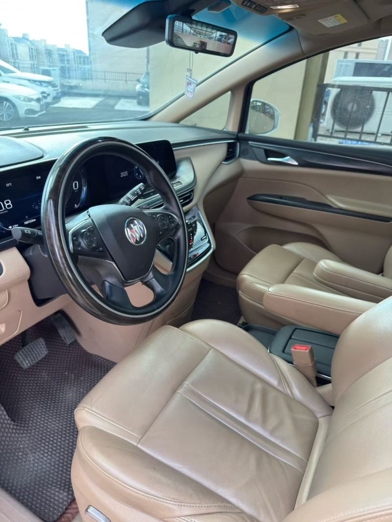 淮安21年别克GL85